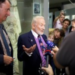 buzz_aldrin_event_17